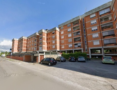 Foto Appartamento a Lucca Sant'Anna di 138 m² con 4 locali in vendita