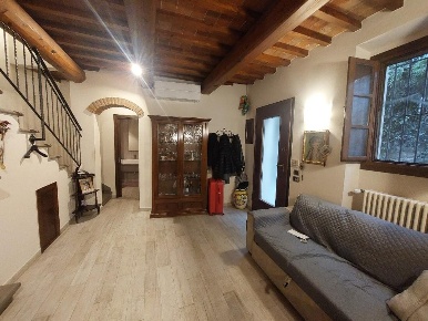 Foto Casa indipendente a Lastra a Signa Centro di 100 m² con 4 locali