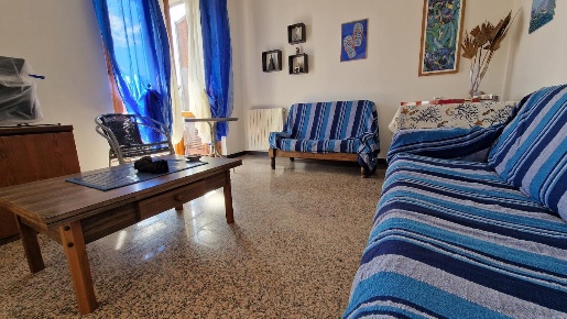 Foto Appartamento a Carrara Marina di Carrara di 82 m² con 4 locali