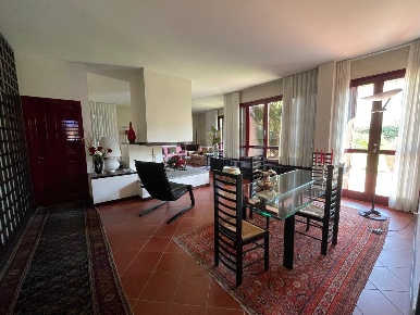 Foto Villa unifamiliare a Santa Croce sull'Arno Centro di 300 m² in vendita