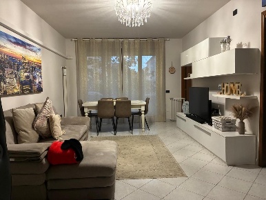 Foto Appartamento a Poggibonsi Centro di 77 m² con 3 locali in vendita