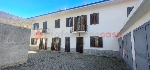 Foto Appartamento in martiri XXI, Pinerolo Stazione, Immacolata di 75 m²