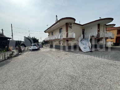 Foto Villa singola in Via CESAPEPERE 2, Quarto di 140 m² con 3 locali