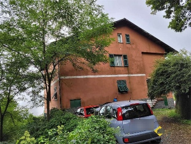 Foto Appartamento in Via Balletto, Bargagli Maxena di 176 m² con 6 locali