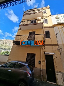 Foto Appartamento a Palermo Arenella di 60 m² con 70 locali in vendita