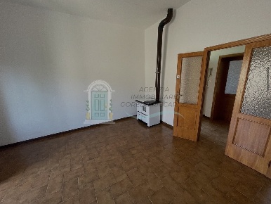 Foto Appartamento a Monteroni d'Arbia Centro di 110 m² con 5 locali