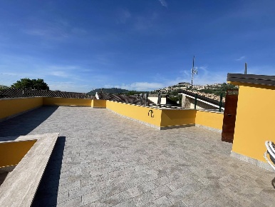 Foto Appartamento in via valle 69, Alatri di 85 m² con 3 locali in vendita