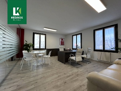 Foto Ufficio in Viale Belforte, Varese Giubiano - San Carlo di 130 m²