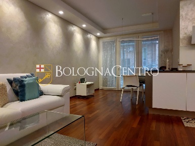 Foto Appartamento in Via Sicilia, Bologna Mazzini - Fossolo di 103 m²
