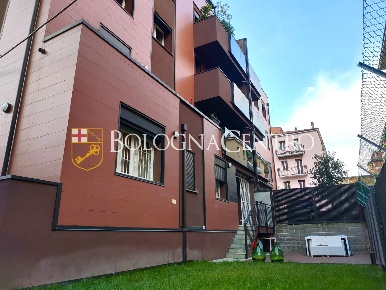 Foto Appartamento in Via Sicilia, Bologna Mazzini - Fossolo di 103 m²