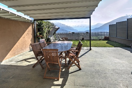 Foto Villa a schiera in Via Giacomo de cardone 11, Montecrestese di 202 m²