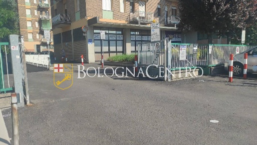 Foto Posti auto in Via Emilio Zago, Bologna San Donato di 12 m² in vendita
