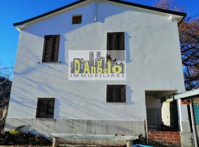 Foto Casa indipendente in Strada radicina 53, Roccafluvione di 161 m²