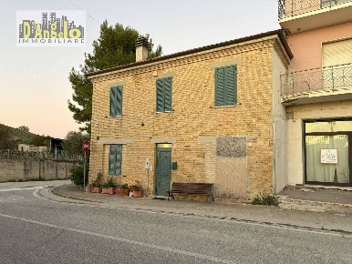 Foto Casa indipendente in Borgo Miriam 43, Offida Borgo Miriam di 120 m²