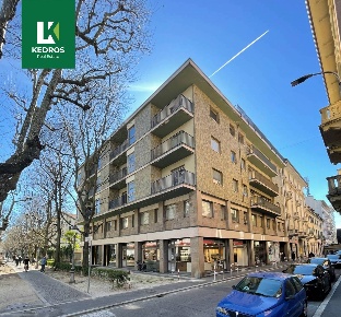 Foto Appartamento in Via Cavour 44, Varese Centro di 90 m² con 2 locali