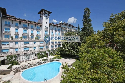 Foto Appartamento in Via Giuseppe Zanardelli 2/4, Gardone Riviera Centro