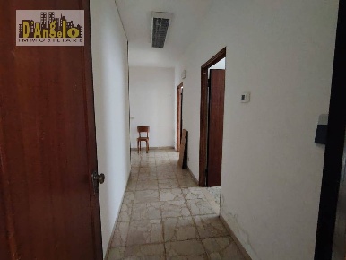 Foto Appartamento in corso serpente aureo 42, Offida di 125 m² con 5 locali