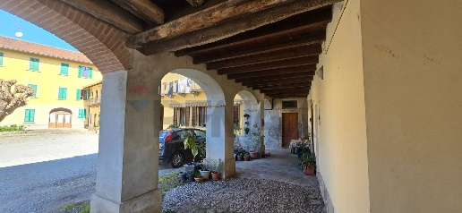 Foto Rustico in Via Ostizza 9, Montevecchia di 232 m² con 6 locali