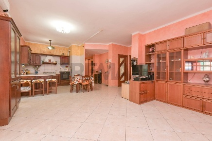 Foto Appartamento in via Montevideo 22, Torino Lingotto di 113 m²