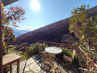 Foto Case semi ndipendenti in Molineggi, Cannobio di 129 m² con 7 locali