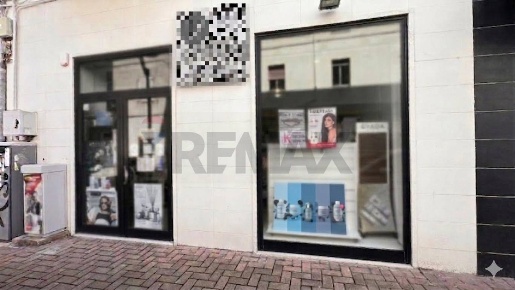 Foto Locale commerciale in Via Francesco De Sanctis 12, Pescara di 49 m²