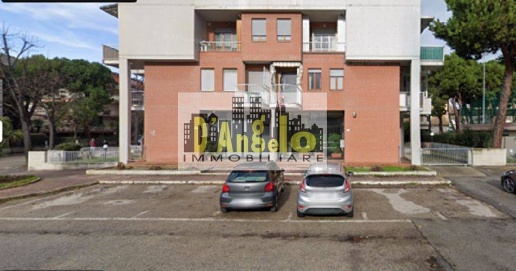 Foto Appartamento in Via Tintoretto, Grottammare Centro di 100 m²