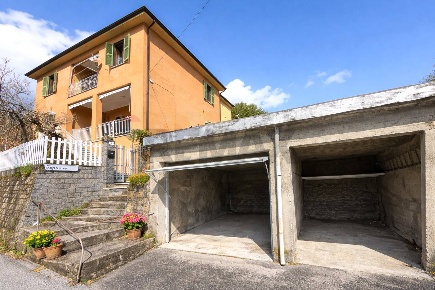 Foto Casa indipendente in Via Capanne 1, Beverino Castiglione Vara