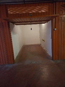 Foto Posti auto in Ricci, Savona Centro di 14 m² con 1 locali in vendita