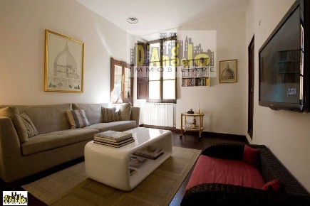 Foto Casa indipendente in Via Giuseppe Garibaldi, Offida Centro di 350 m²