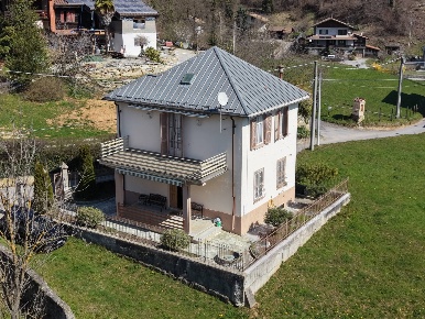 Foto Casa indipendente in via bonada 9, Roccaforte Mondovì di 180 m²