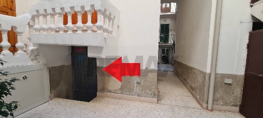 Foto Magazzino in Viale XXIV Maggio 13, Vieste Centro di 32 m² con 1 locali