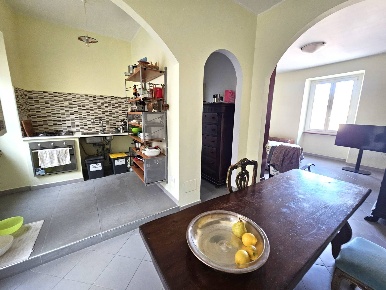 Foto Appartamento in Via Guglielmo Marconi 17, Viterbo di 70 m² in vendita