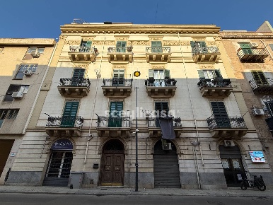 Foto Locale commerciale in Via Isidoro Carini 39, Palermo Borgo Vecchio