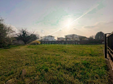 Foto Terreno residenziale in Via Della Repubblica 2, Brembate Centro