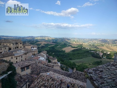 Foto Casa indipendente in Via Morelli, Montalto delle Marche Centro