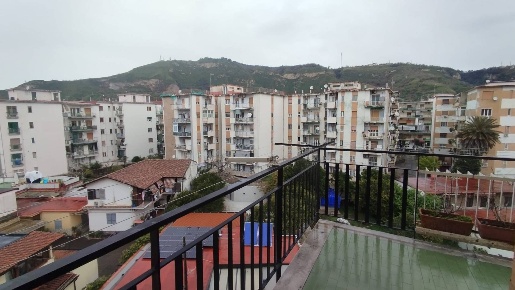 Foto Appartamento in Traversa Antonino Pio, Napoli Soccavo di 120 m²