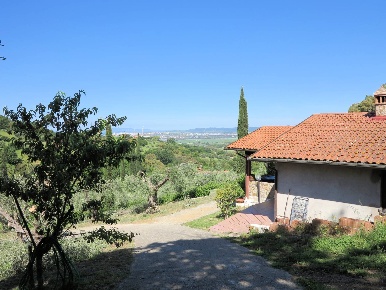 Foto Rustico in via Panoramica della Rocca, Scarlino di 72 m² con 3 locali
