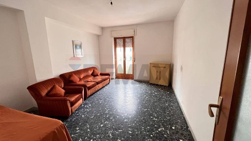 Foto Appartamento in Via Vincenzo Monti 7, Vieste Centro di 122 m²