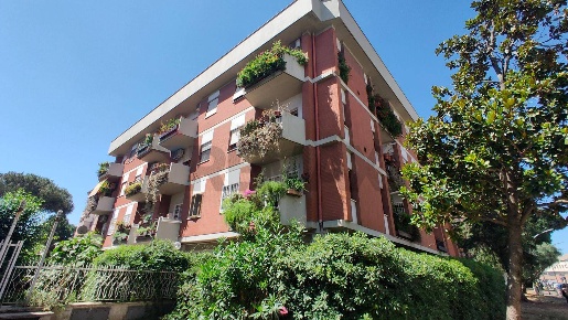Foto Appartamento in Largo Aldo De Palma 1, Roma Spinaceto di 124 m²