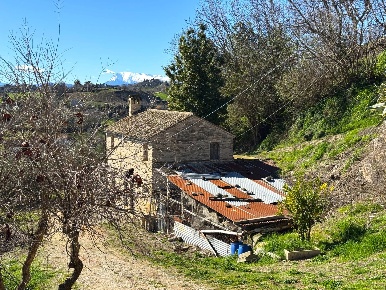 Foto Rustico in Contrada San Marco snc, Ponzano di Fermo Centro di 86 m²