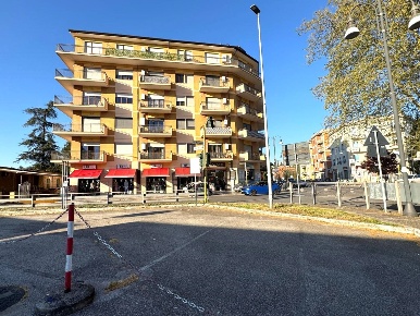 Foto Appartamento in Via Marittima, Frosinone Tribunale di 130 m²