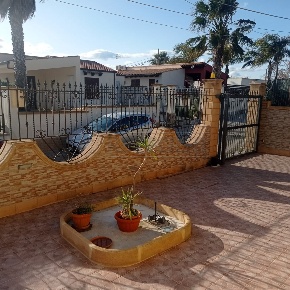 Foto Villa a schiera a Castelvetrano Triscina di 130 m² con 5 locali