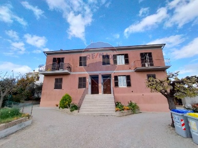 Foto Appartamento in Via Arezzo, Perugia Fontignano di 67 m² con 3 locali