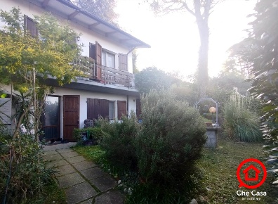 Foto Villa bifamiliare in Via Centenara 219, Roncofreddo Diolaguardia