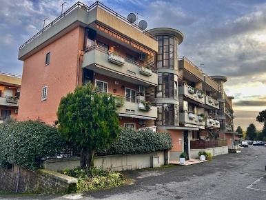 Foto Appartamento in Via degli Aromi 2, Guidonia Montecelio Collefiorito