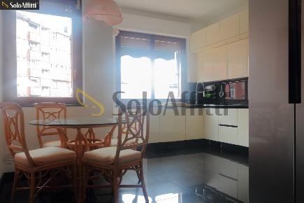 Foto Appartamento in Piazza Aldo Moro 1, Cologno Monzese Centro di 157 m²