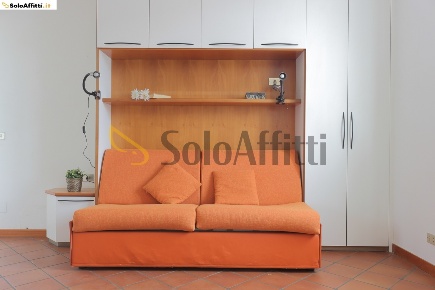 Foto Appartamento in Corso Roma 98, Cesano Maderno di 33 m² con 1 locali