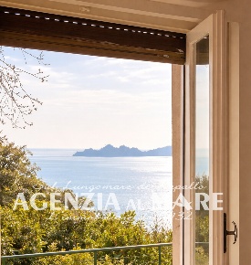 Foto Appartamento a Zoagli Centro di 63 m² con 2 locali in vendita