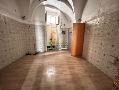 Foto Magazzino in Via Generale Pelligra 4/a, Comiso Centro di 50 m²