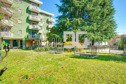Foto Appartamento in Via Molino Arese, Cesano Maderno di 110 m² in vendita